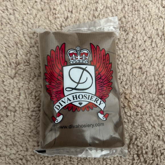 Diva Hosiery Footless Pantyhose Size A in the shade Suntan - Picture 2 of 4